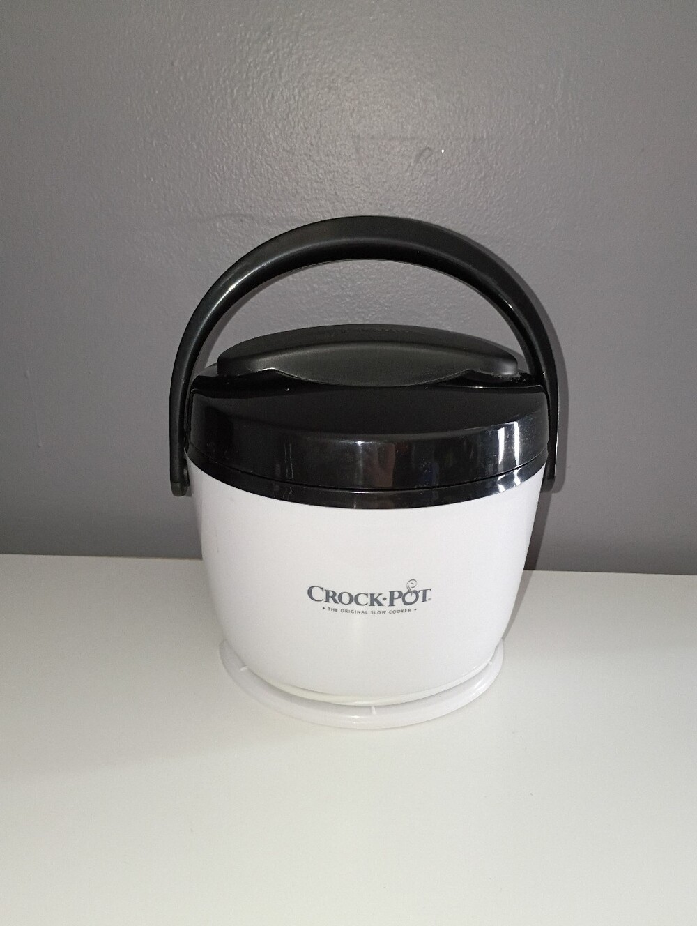 Travel Size Desk Top CROCK POT Plug In Personal Food Warmer